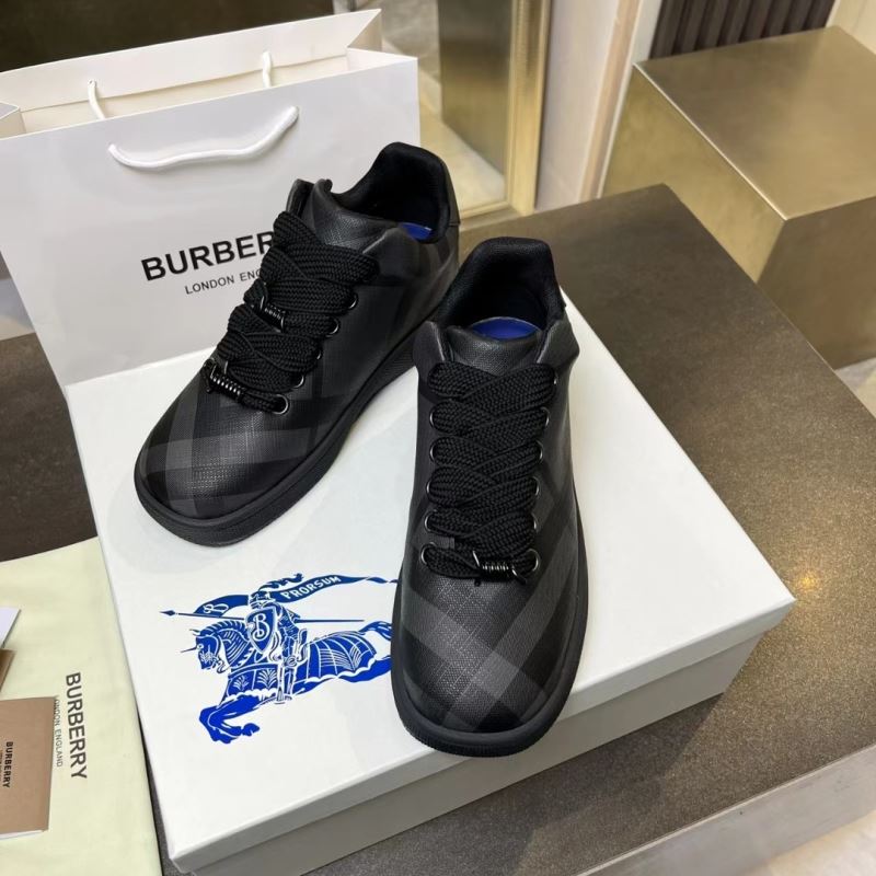 Burberry Low Shoes